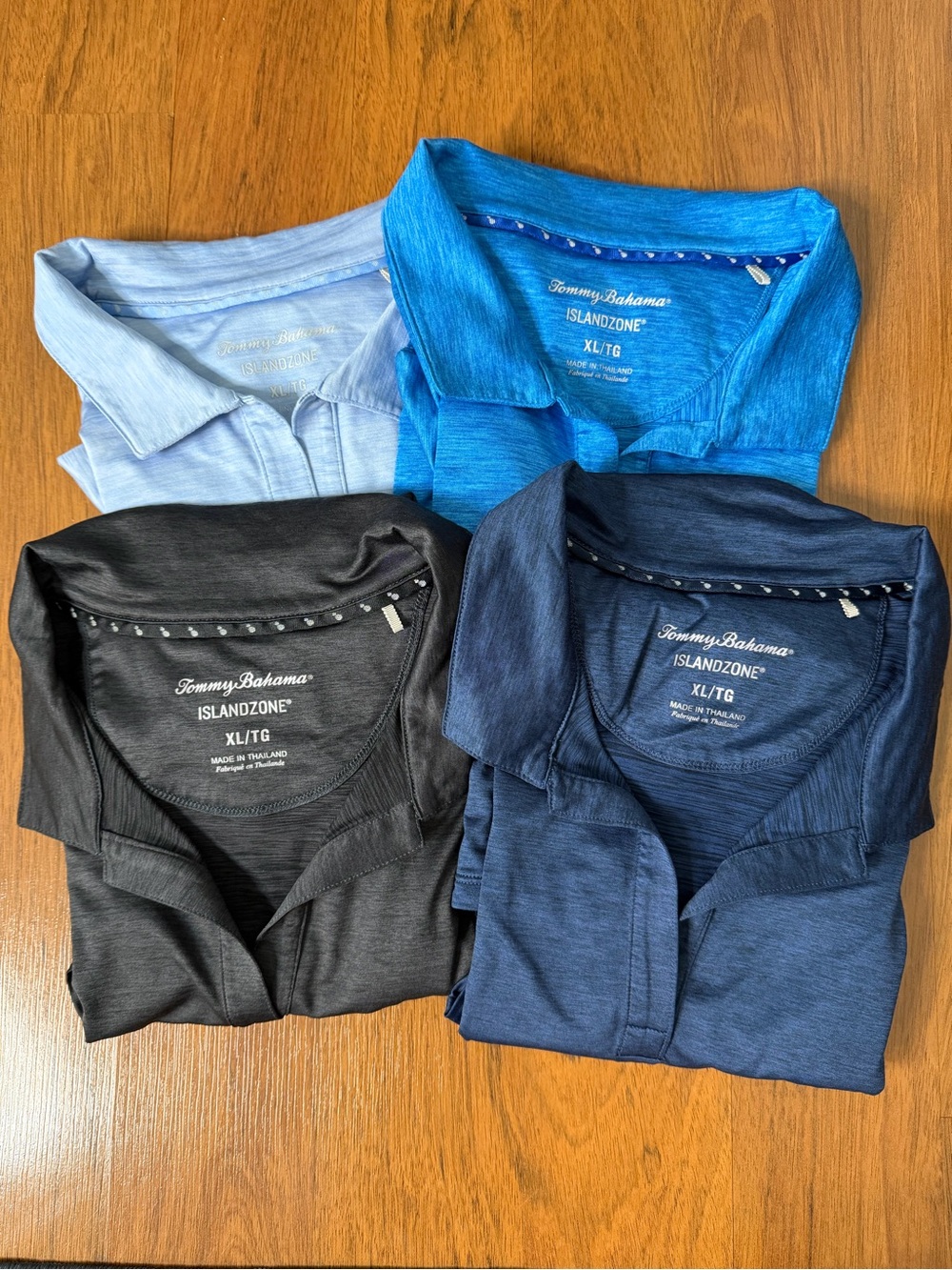 Tommy Bahama Women’s Sz XL Island Zone V Neck Polo Shirts Set of 4 Black Blue